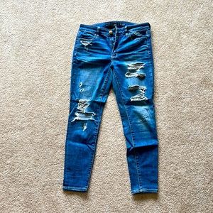 American eagle ripped jeans size 8 short, super stretch X